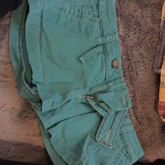 American Eagle short size 4 and 2 - Picture 8 of 8